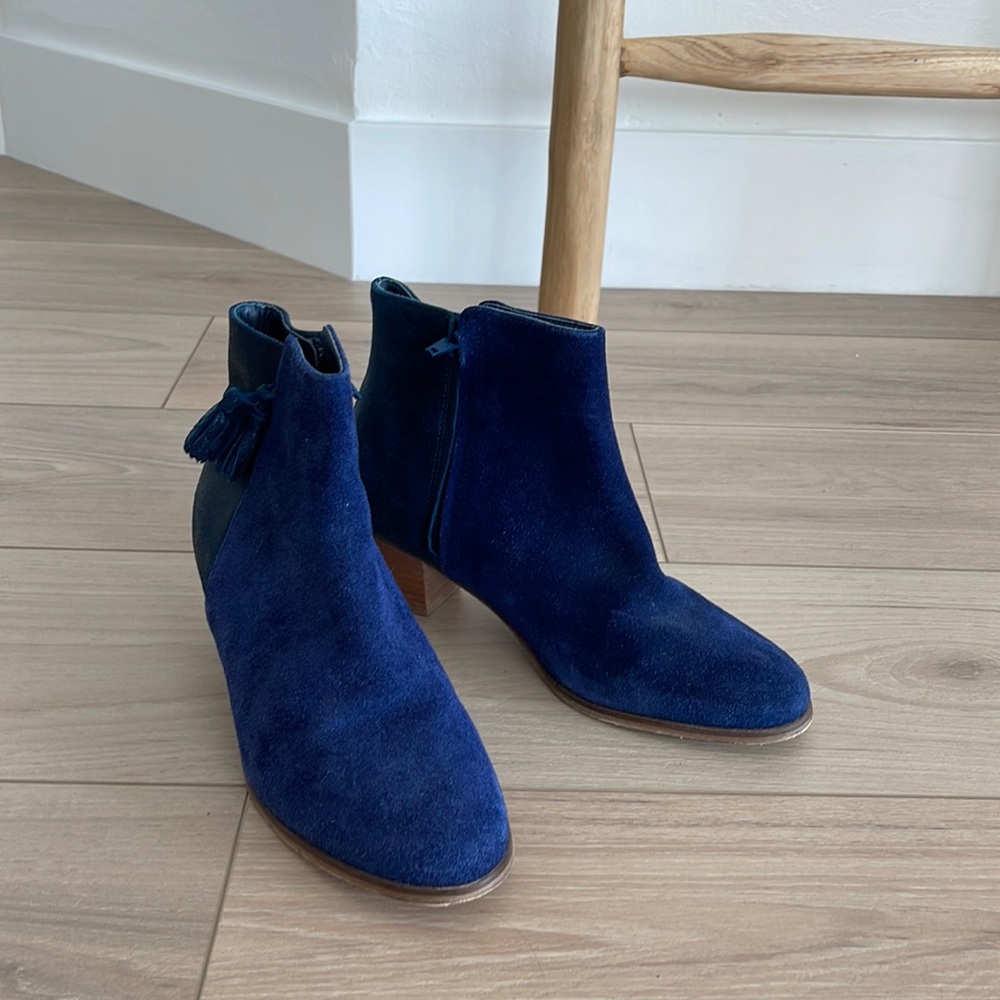 Boots Bobbies